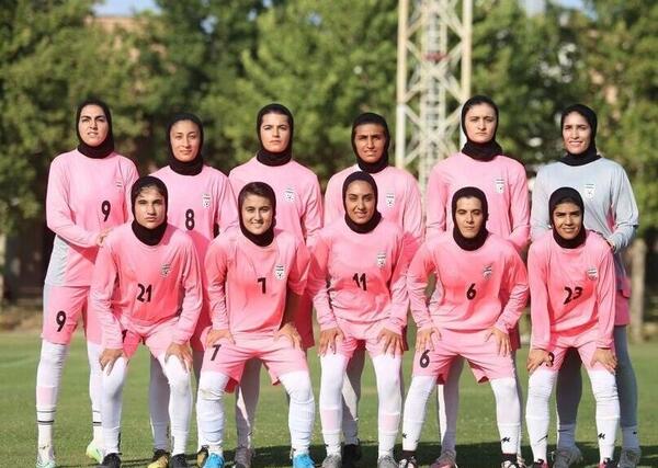 عکس تیم ملی فوتبال بانوان ایران
