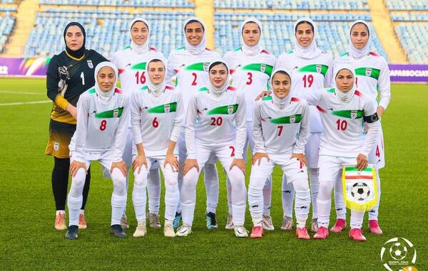 عکس تیم ملی فوتبال بانوان ایران
