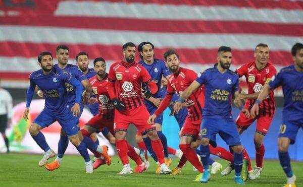 عکس بازی فوتبال استقلال و پرسپولیس
