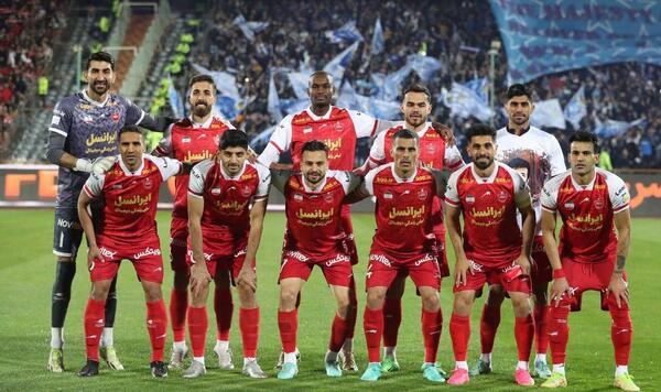 عکس بازی فوتبال استقلال و پرسپولیس