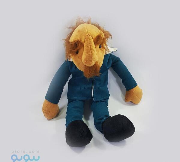 عکس فامیل دور در کلاه قرمزی