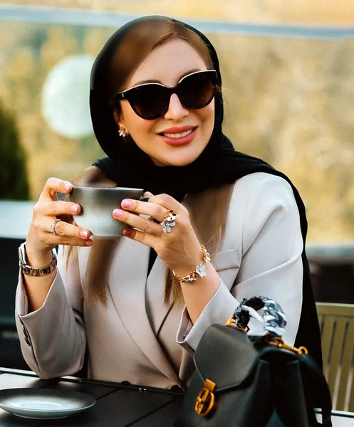 عکس فرشته در سریال لیسانسه ها