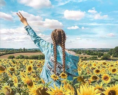 عکس فیک دخترونه تو باغ