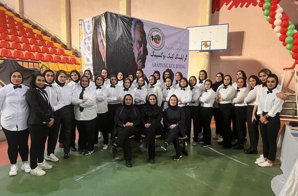 عکس کیک بوکسینگ ایرانی دخترانه
