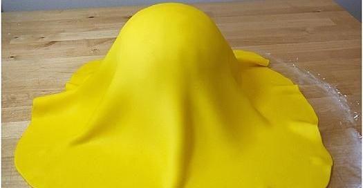 عکس کیک جوجه طلایی