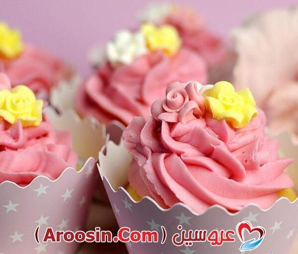 عکس کاپ کیک رنگین کمانی
