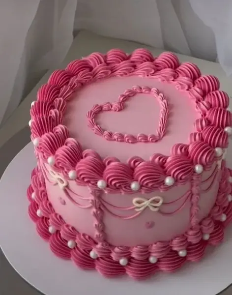 عکس کیک کیوت صورتی