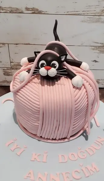 عکس کیک گربه ای دخترانه
