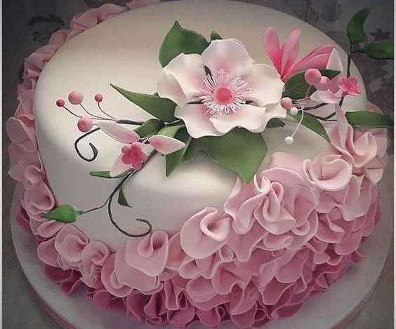 عکس کیک خانگی برای روز دختر