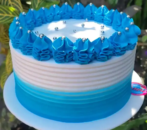 عکس کیک دخترانه رنگ آبی