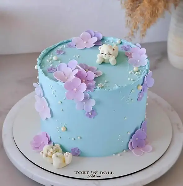 عکس کیک دخترانه رنگ آبی