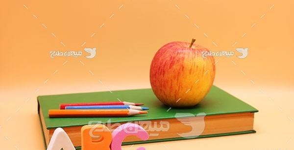 عکس کتاب های انگلیسی برای پروفایل