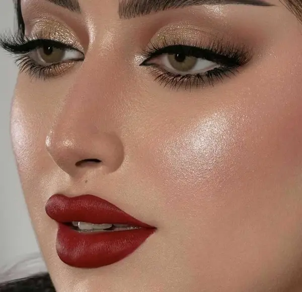 عکس لب ترکن دخترانه