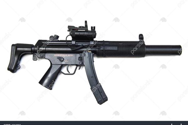 عکس کلت با صدا خفه کن