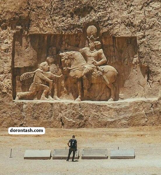 عکس کوروش کبیر از نیم رخ