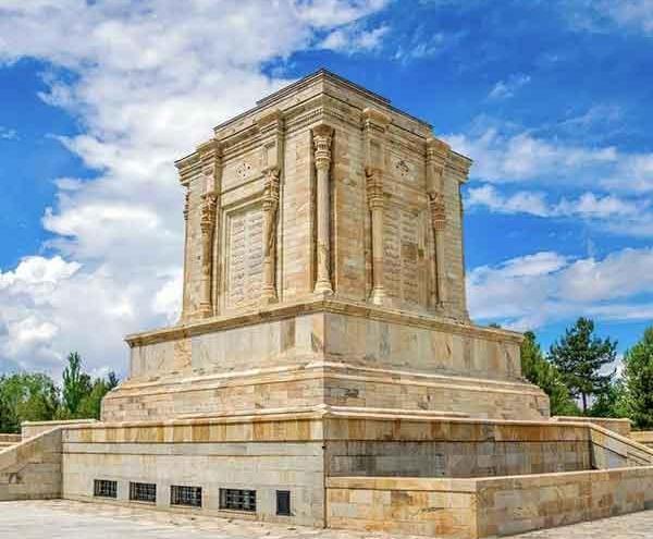 عکس زیبا از مرقد کوروش کبیر
