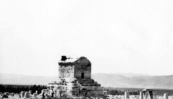 عکس جسد واقعی کوروش کبیر