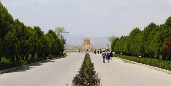 دانلود عکس مقبره کوروش کبیر