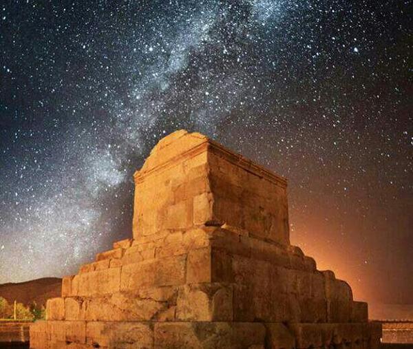 عکس نوشته مقبره کوروش کبیر