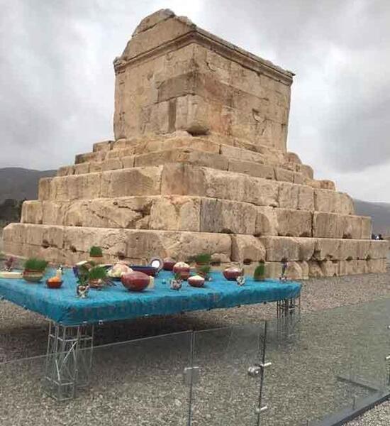 عکس مقبره کوروش کبیر برای پروفایل