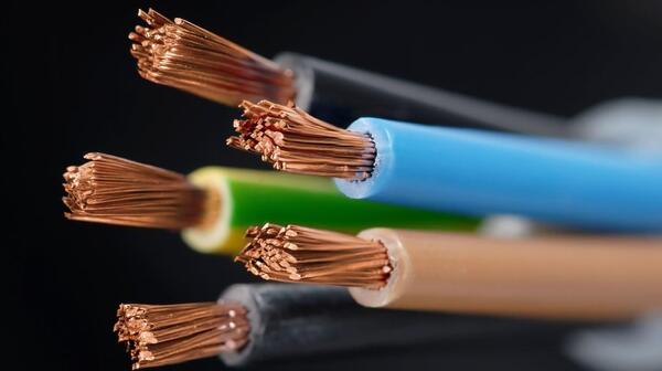 عکس سیم و کابل برق