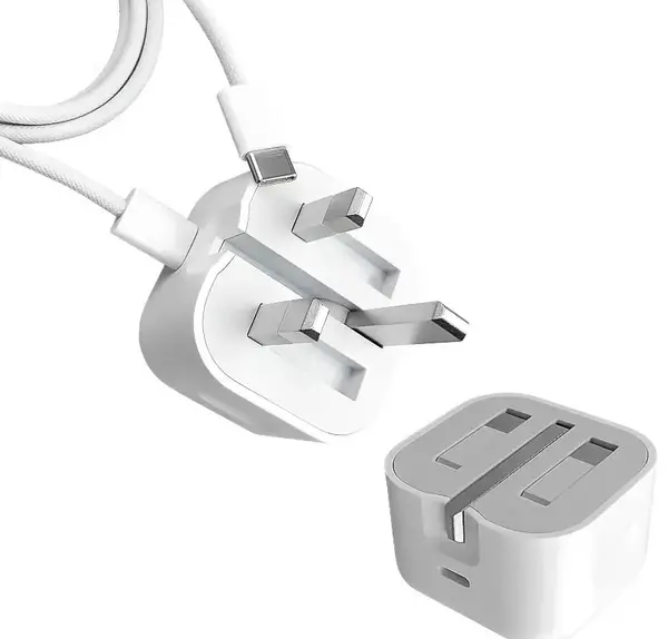 عکس کابل ایفون ۱۵