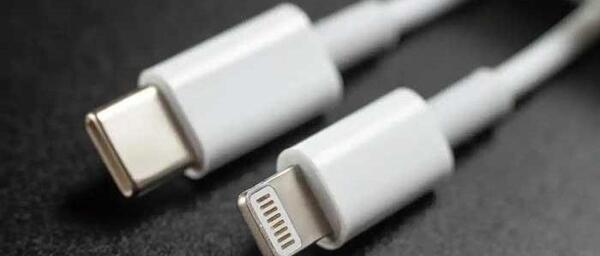 عکس کابل اصلی ایفون