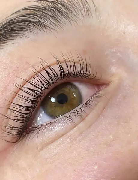 عکس کارتونی لیفت مژه و ابرو