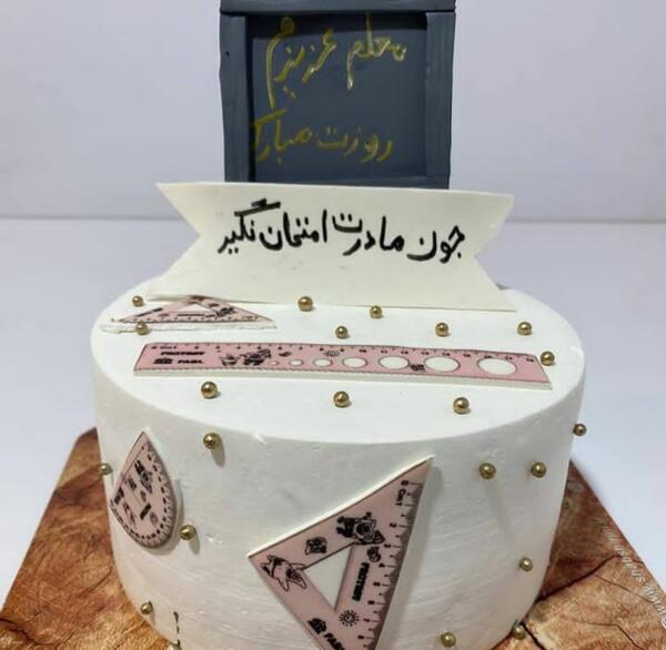 عکس کیک تولد پسرانه لاکچری مستطیلی