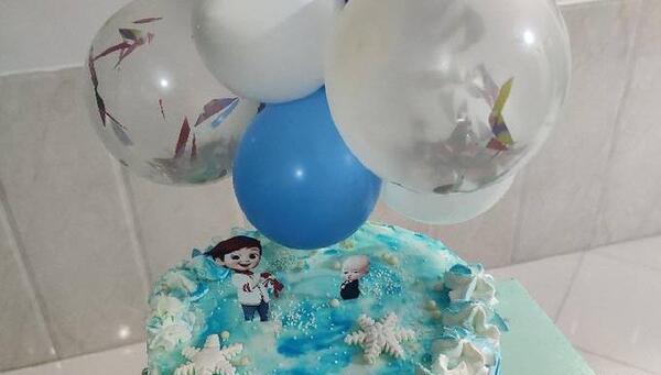 عکس بچه رئیس برای کیک تولد