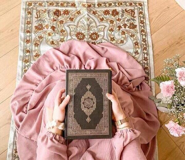 عکس پروفایل قرآن کریم دخترانه