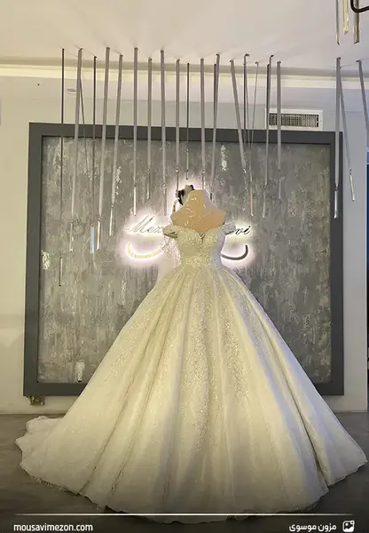 عکس لباس عروس به رنگ نباتی