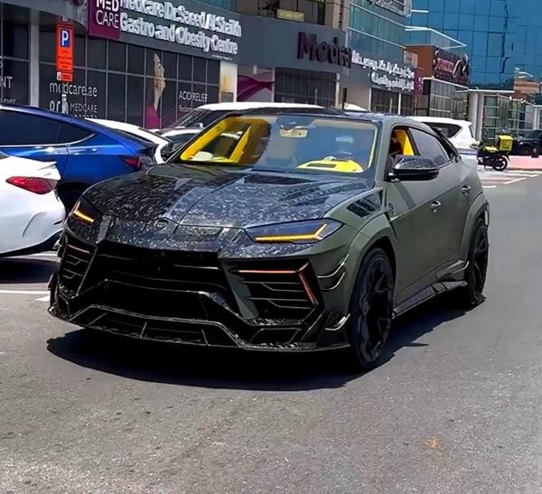 عکس لامبورگینی اوروس منصوری