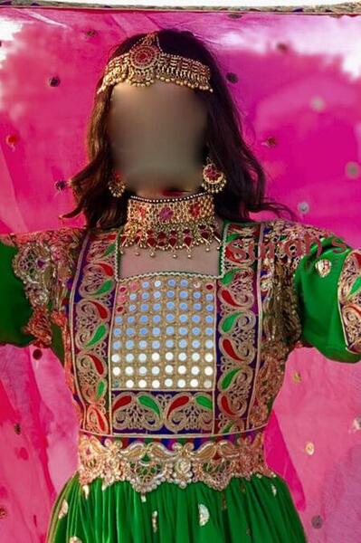 عکس دختر افغان با لباس افغانی