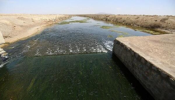 عکس تالاب گاوخونی اصفهان