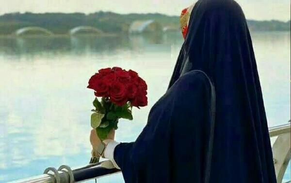 عکس دختر چادری با گریه