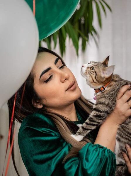 ژست عکس گرفتن با گربه