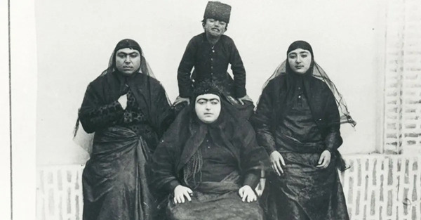 عکس مادر ناصرالدین شاه قاجار