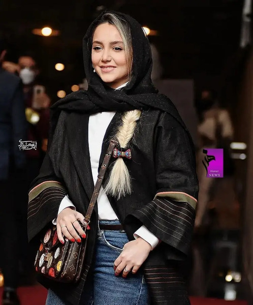عکس پدر مادر نازنین بیاتی