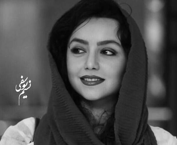 عکس مادر و پدر نازنین بیاتی