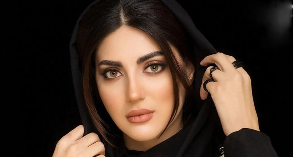 عکس مادر هلیا امامی