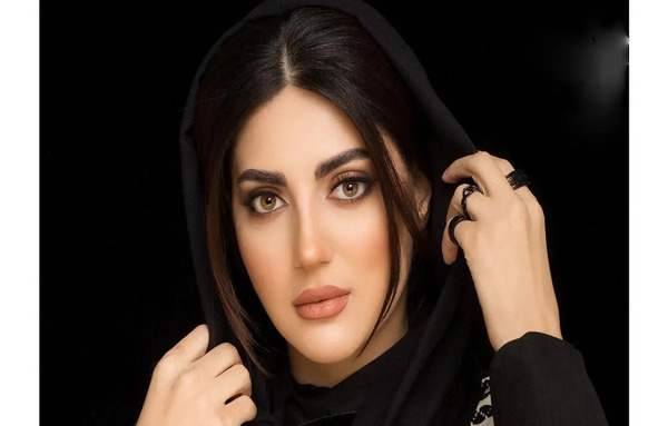 عکس مادر هلیا کوچولو