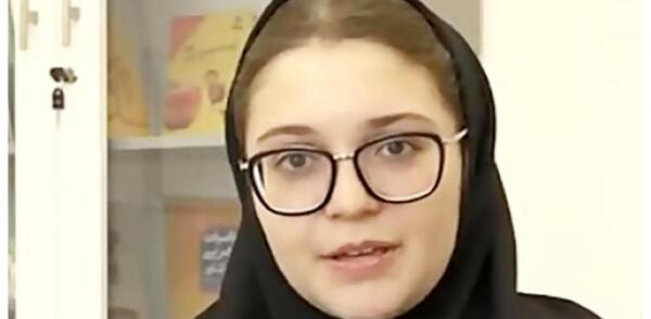 عکس پدر مادر هلیا حسینی