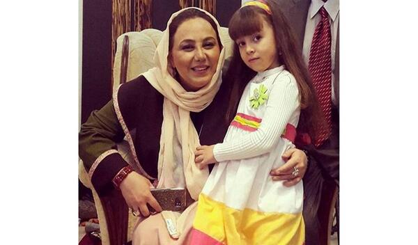 عکس مادر واقعی همراز اکبری