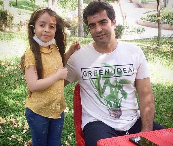 عکس مادر واقعی همراز اکبری