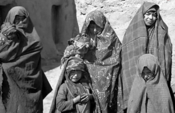 عکس واقعی مادر ناصرالدین شاه قاجار