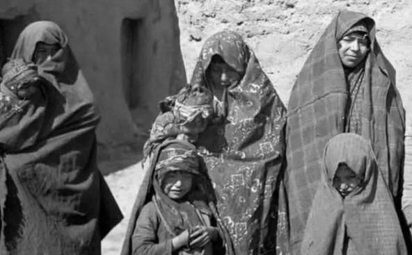 عکس مهدعلیا مادر ناصرالدین شاه قاجار