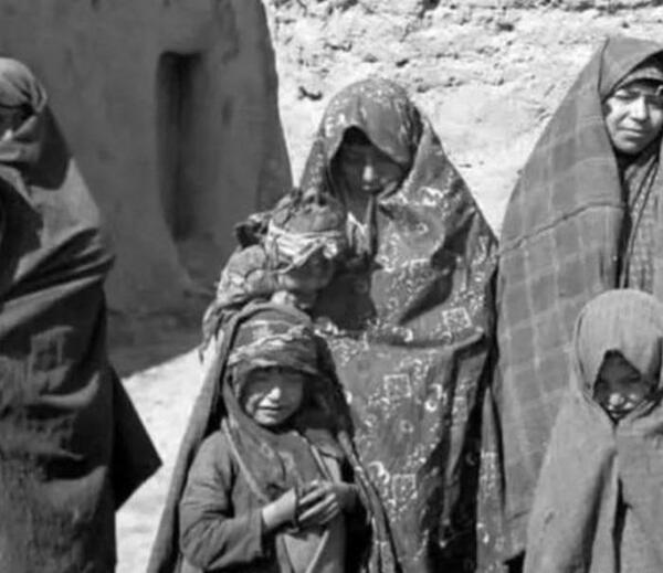 عکس واقعی مهدعلیا مادر ناصرالدین شاه