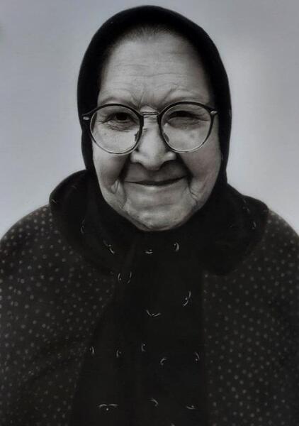 عکس مادر بزرگ مهربان