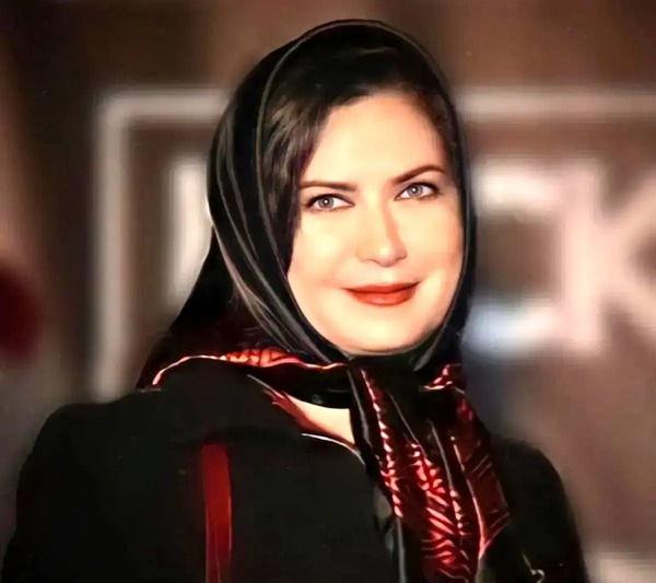 عکس مادر واقعی لعیا زنگنه